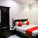 Oyo 1681 Hotel Devansh
